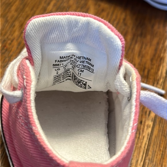 Converse All Star Pink infant High Top Sneaker/Slippers Sz 2 Month - Picture 4 of 4
